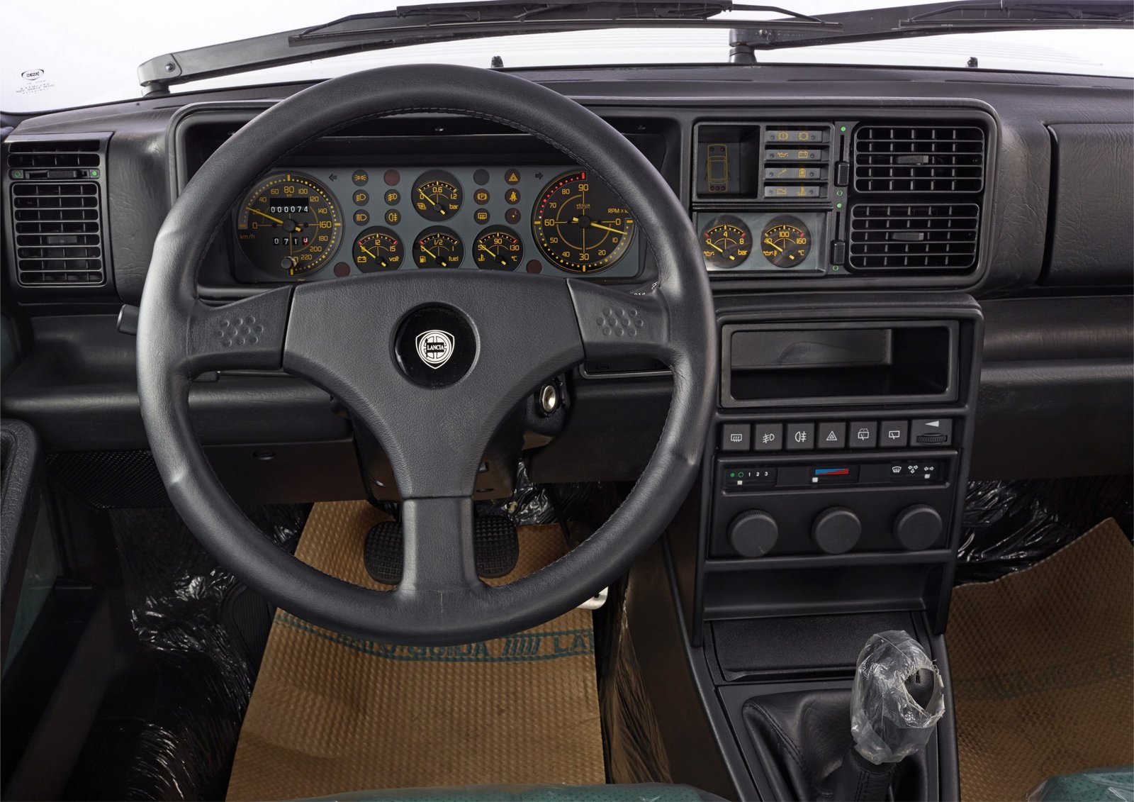 Lancia Delta Integrale HF 16V EVO 1 of Kolaha Collection Vintage Cars