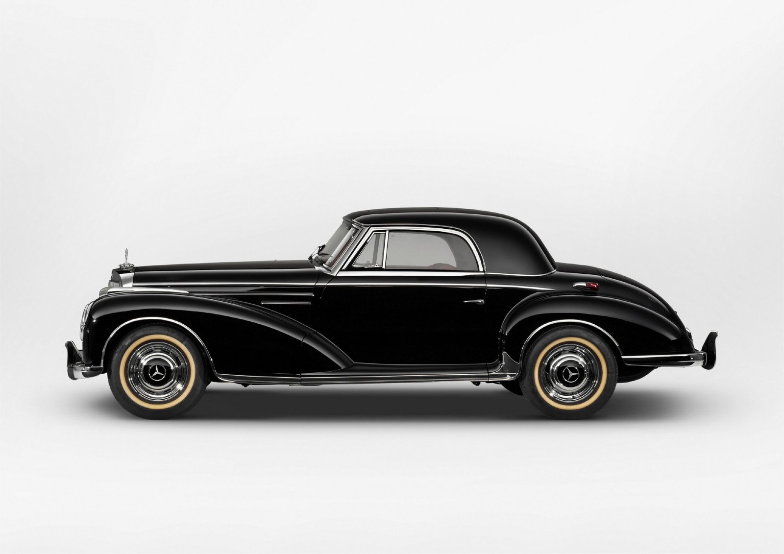 Mercedes-Benz 300 Sc Coupe of Kolaha Collection Vintage Cars