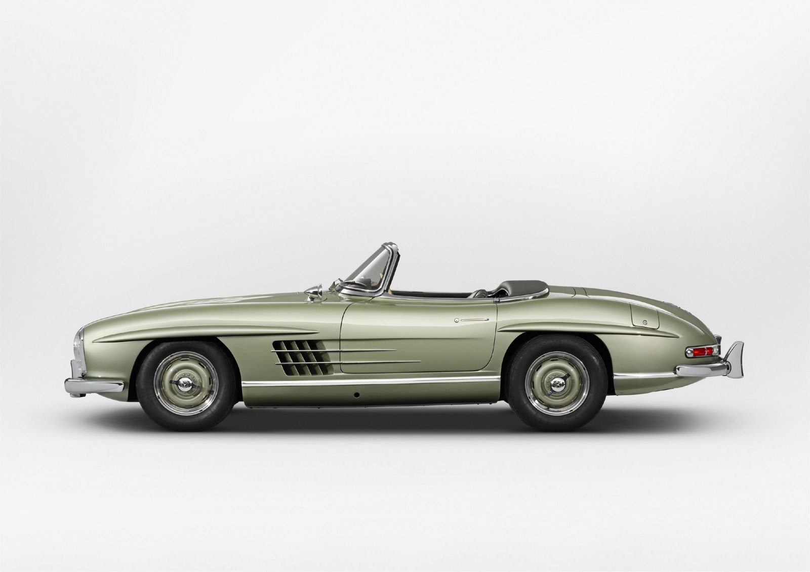 Mercedes-Benz 300 SL Roadster of Kolaha Collection Vintage Cars
