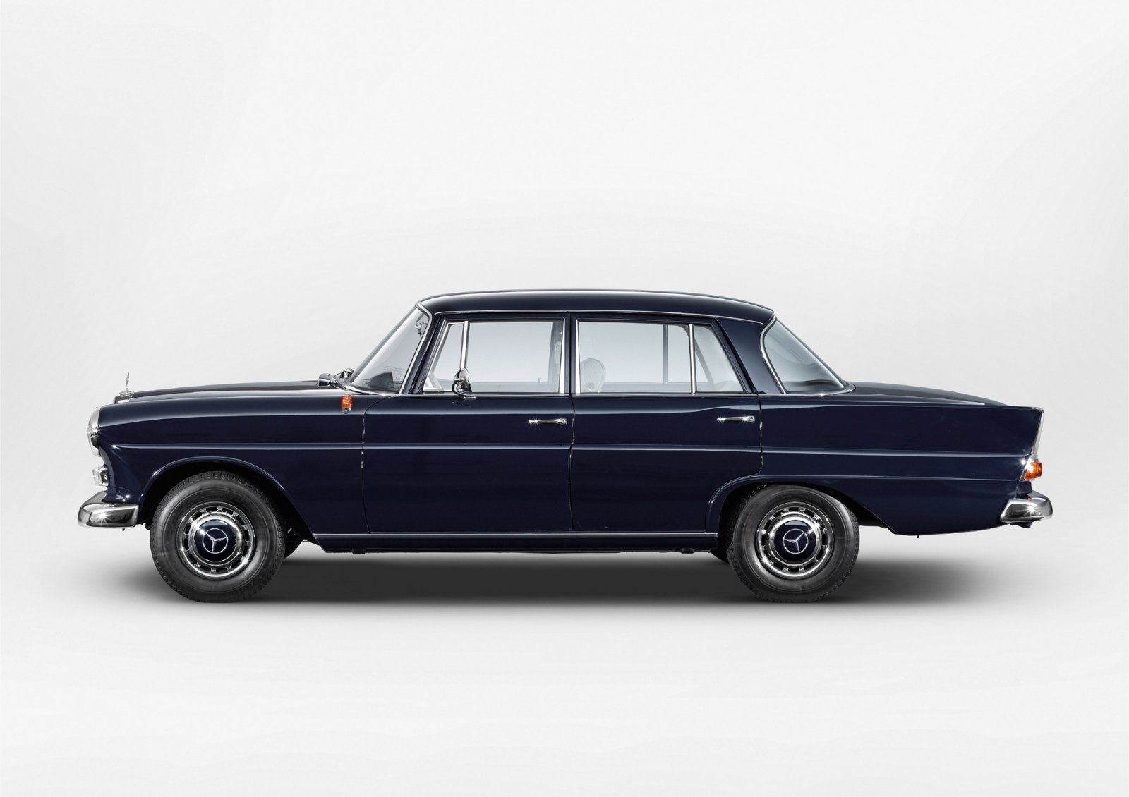 Mercedes-Benz 190 C of Kolaha Collection Vintage Cars