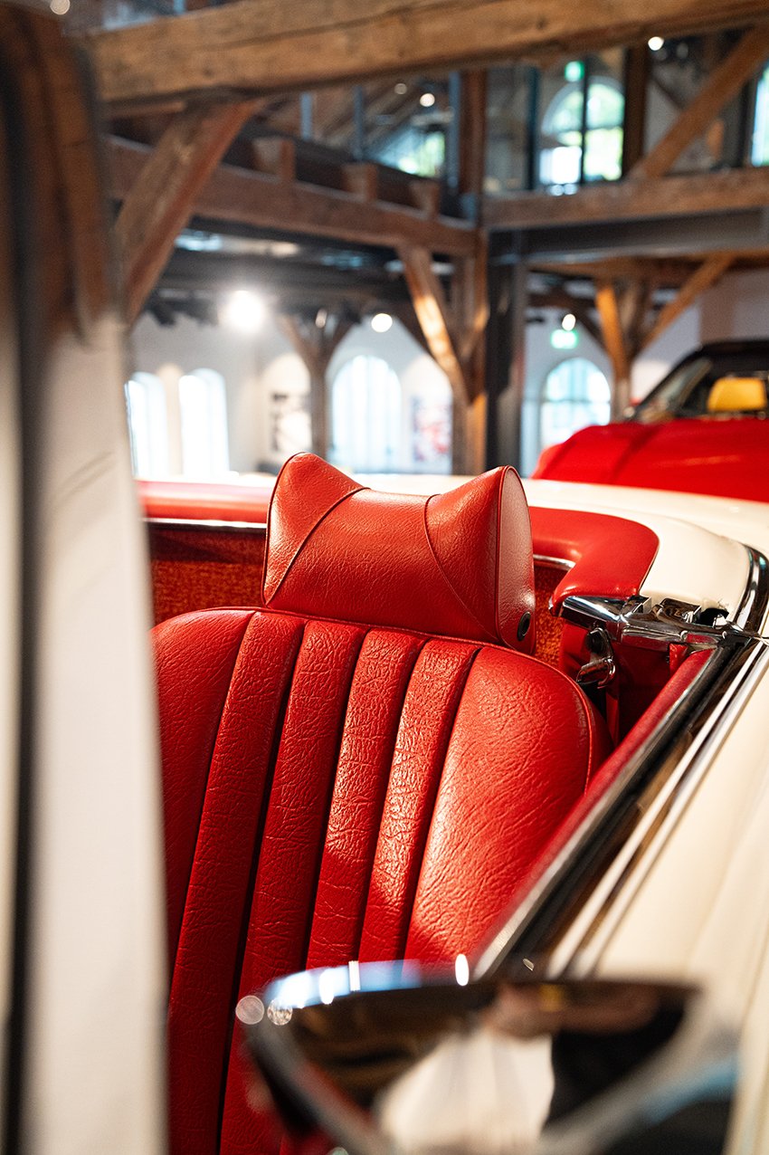 Mercedes-Benz 280 SL of Kolaha Collection Vintage Cars