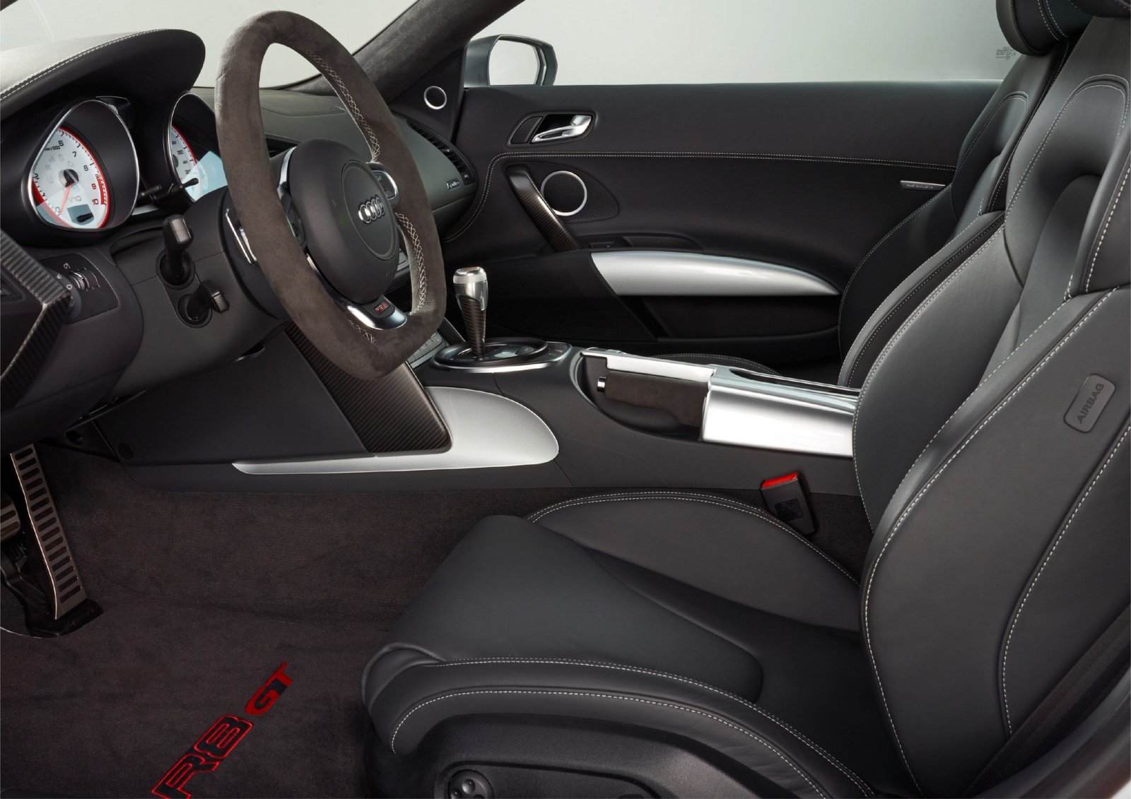 Audi R8 GT 5.2 of Kolaha Collection Vintage Cars