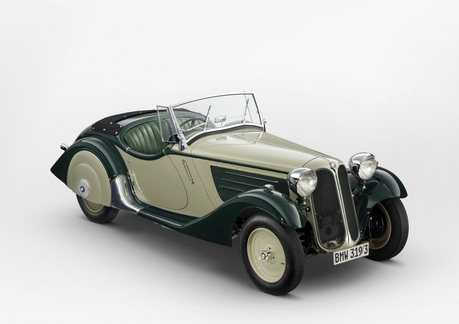 BMW 319/1 of Kolaha Collection Vintage Cars