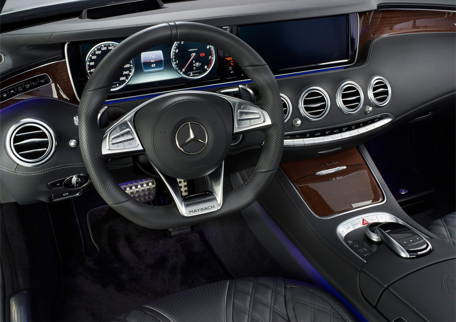 Mercedes-Benz Maybach S650 of Kolaha Collection Vintage Cars