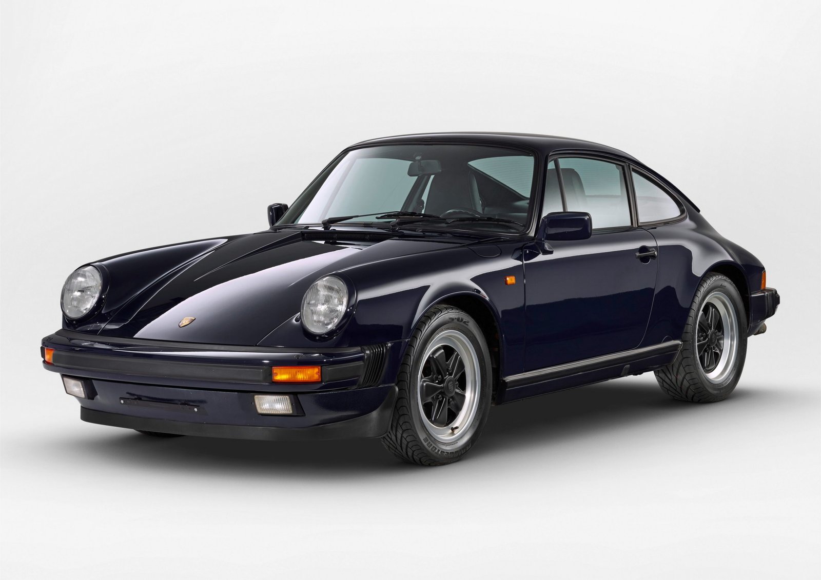 Porsche Carrera 911 of Kolaha Collection Vintage Cars
