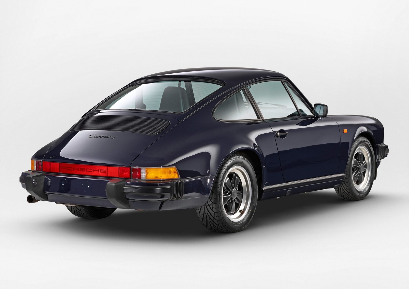 Porsche Carrera 911 of Kolaha Collection Vintage Cars