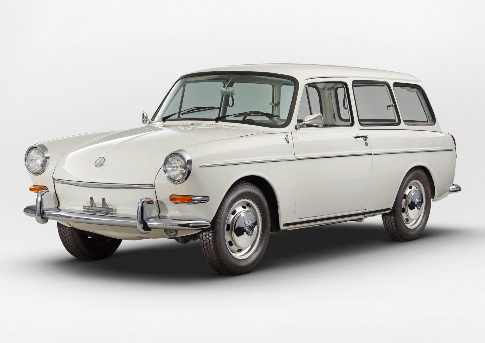 VW 1600 Variant of Kolaha Collection Vintage Cars