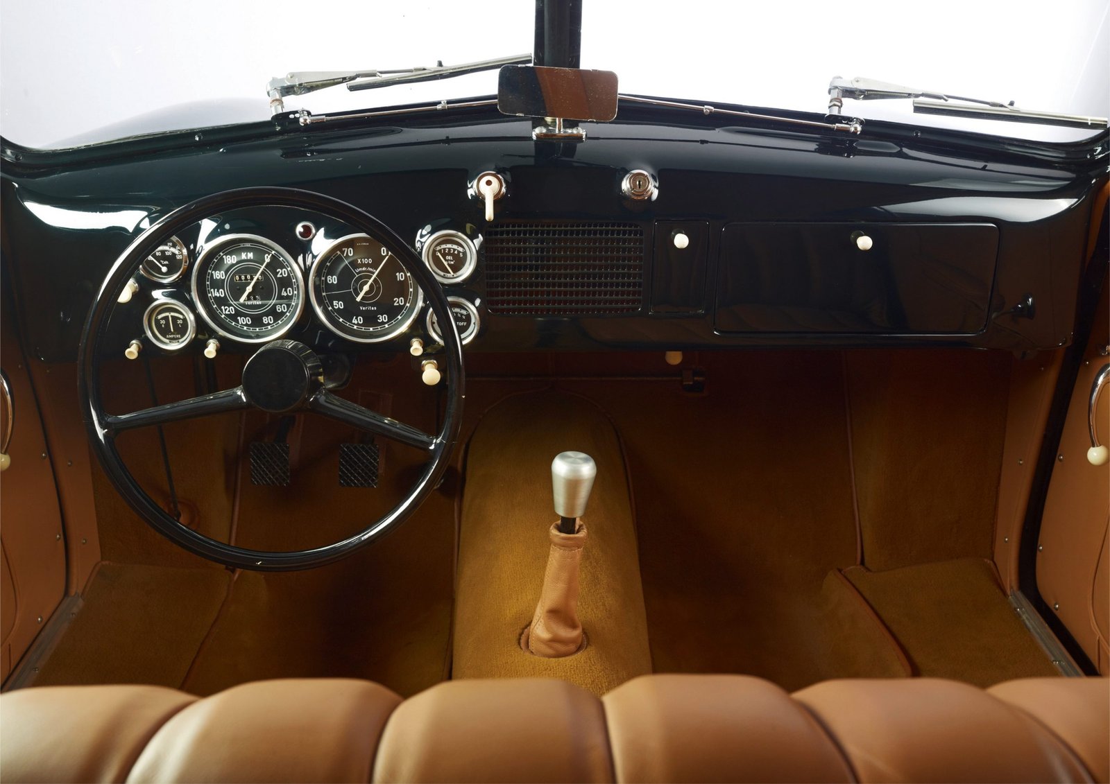 Veritas Autenrieth of Kolaha Collection Vintage Cars